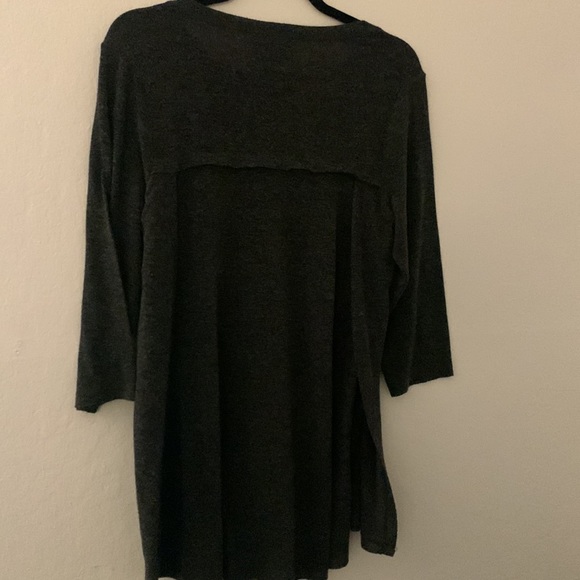 Jessica Simpson nursing top gray - Picture 4 of 4